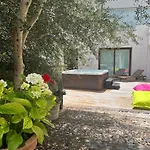 Luxury & Relax Apartamento Ottana